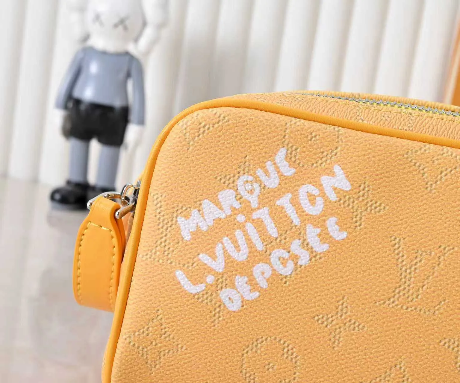 All categories Official website "Brand Women's Bags" Women's Bags 💙 LV 2026 new LV toiletry bag