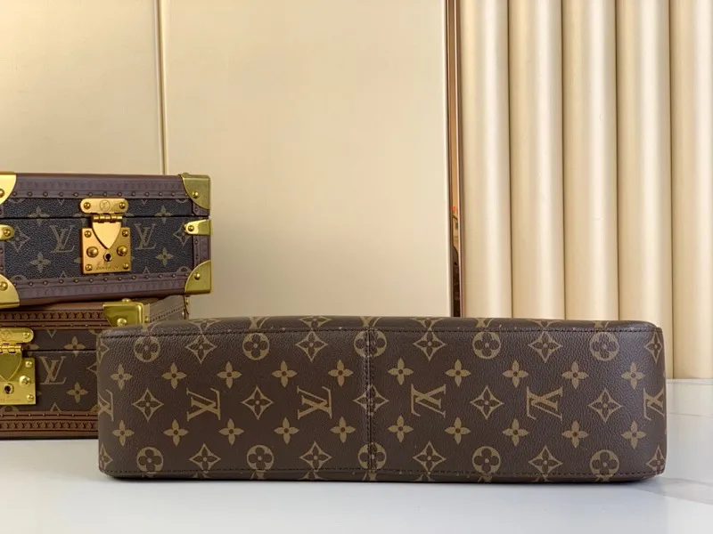 All categories 💚 Authentic bags 💚 LV 2024 official website new LV armpit bag