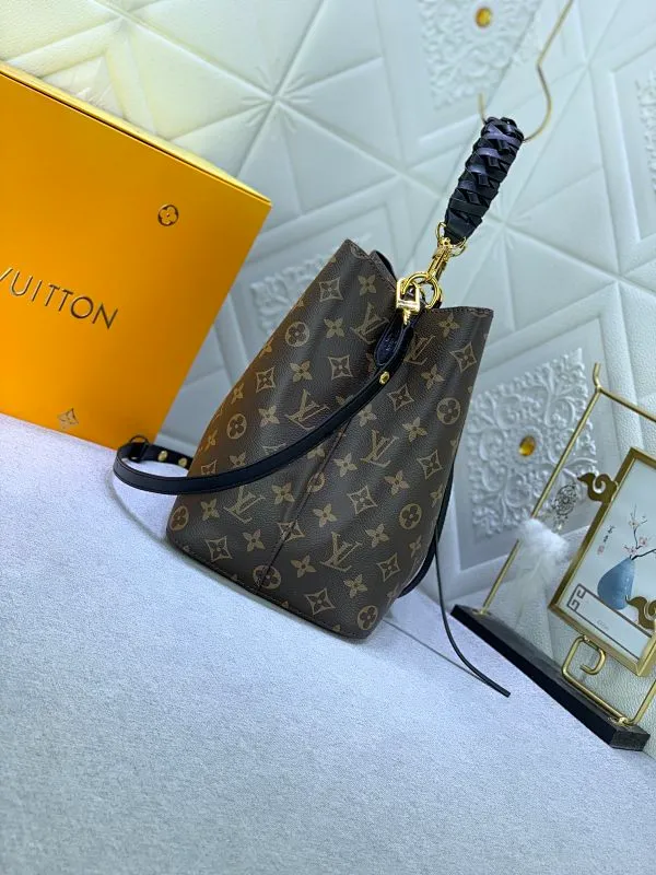 All Categories Official Website "Brand Women's Bags" Women's Bags 💙 LV 2024 New LV Crossbody Bag