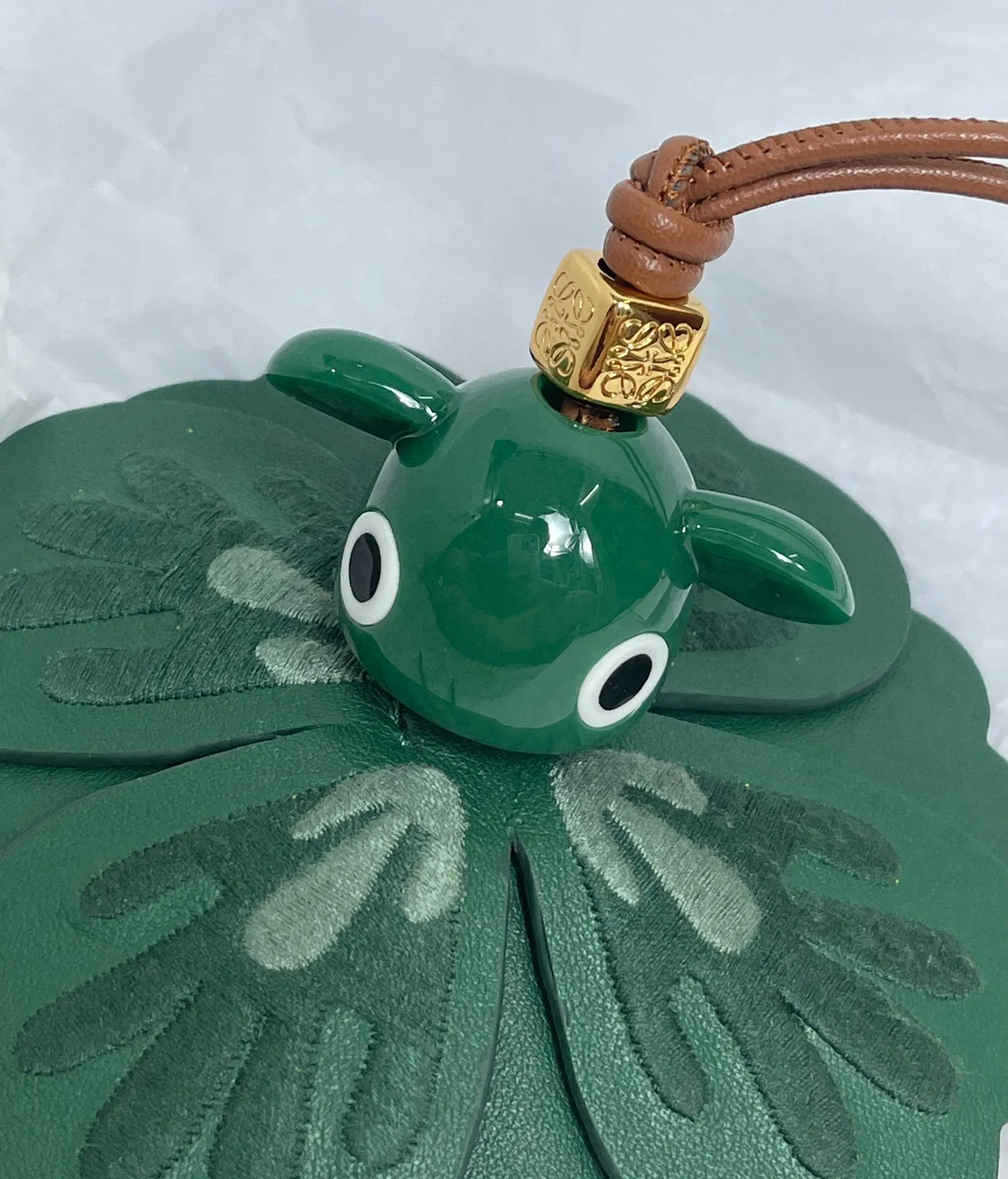 Puzzle 10th anniversary limited elf pendant! So cute! Each limited elf has its own name! Good little elves 🧚‍♀️ Every little baby is uniquely cute. I love it so much! (The dice🎲 are made of all steel, and each baby is a mold. The cost of the mold is very expensive. The price is based on quantity. Come if you like it!)