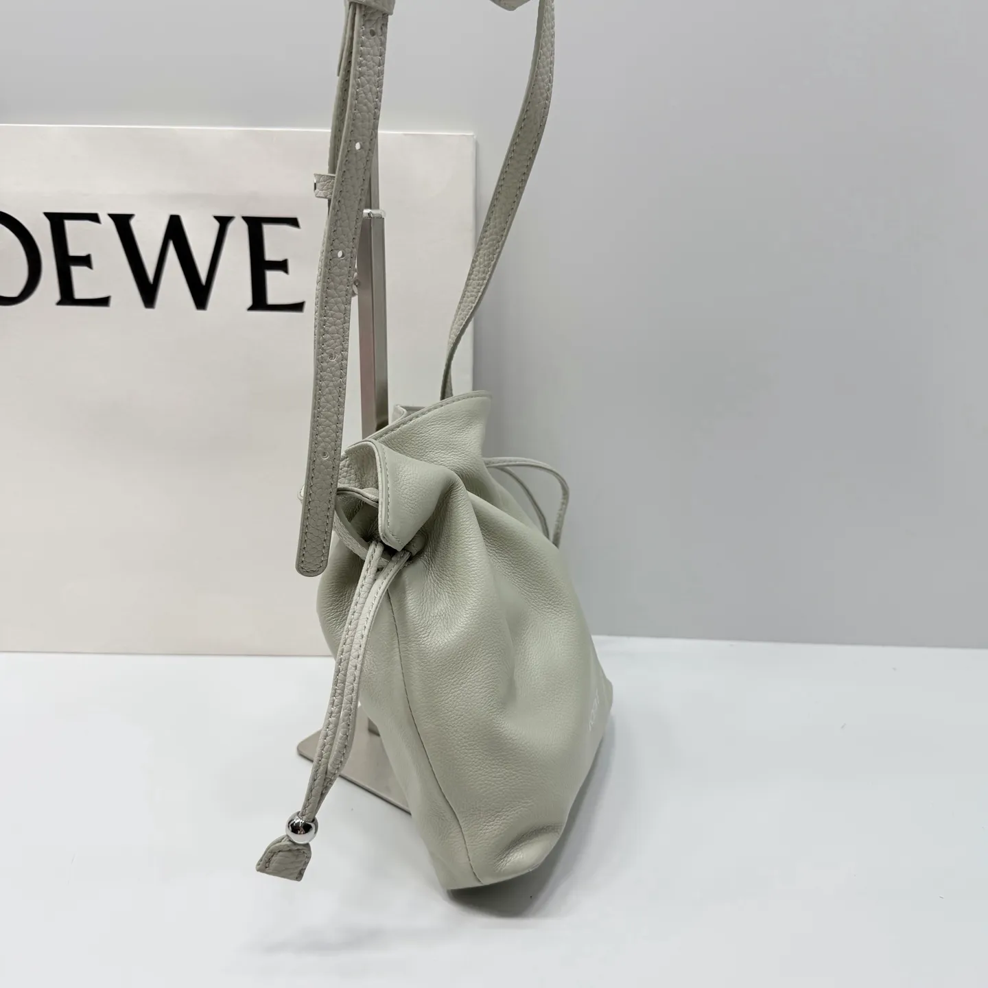 All categories Official website "Brand Women's Bags" Women's Bags 💙 Loewe 2026 new LOEWE crossbody bag