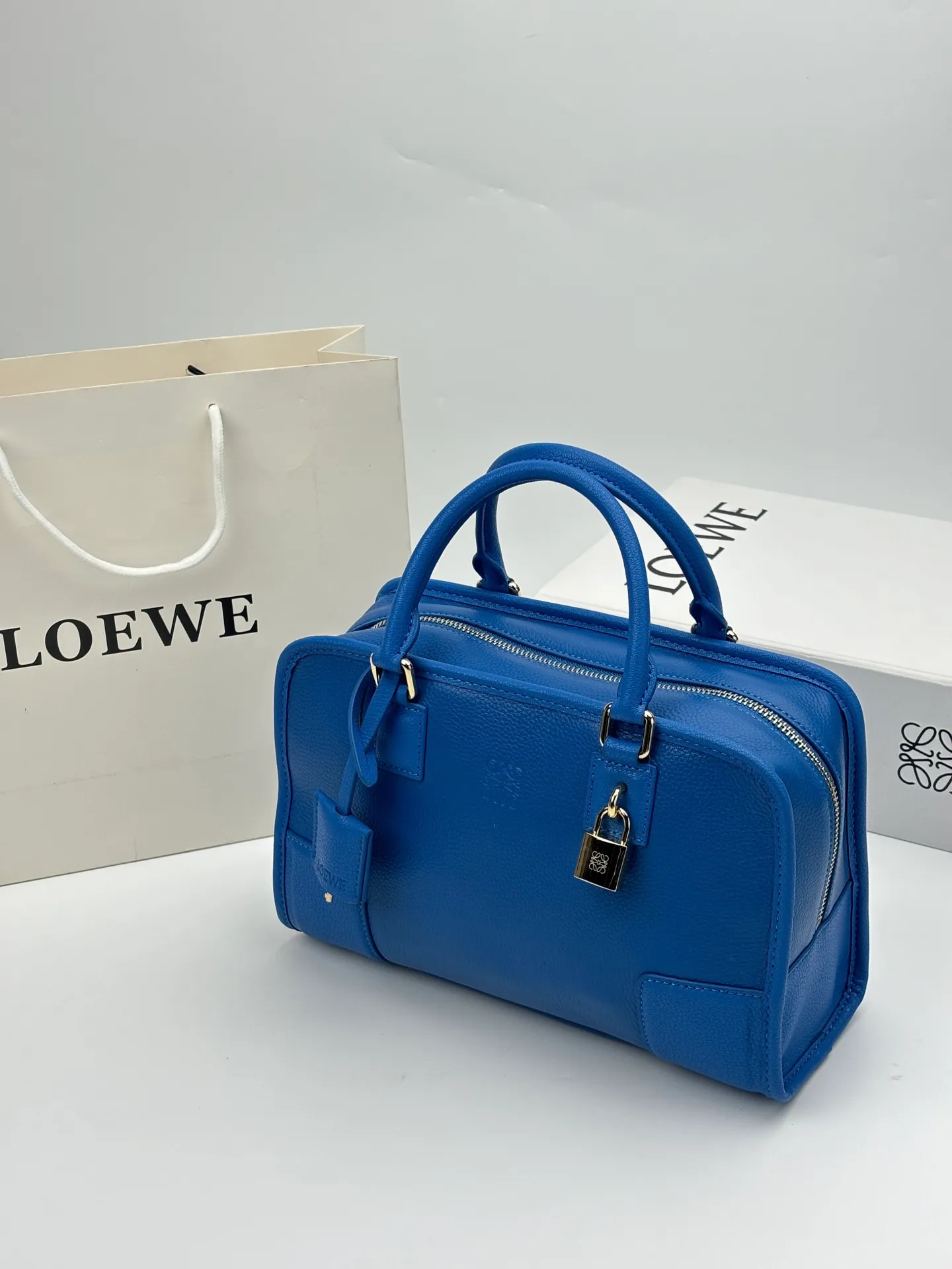 All categories Official website "Brand Women's Bags" Women's Bags 💙 Loewe 2026 new LOEWE crossbody bag