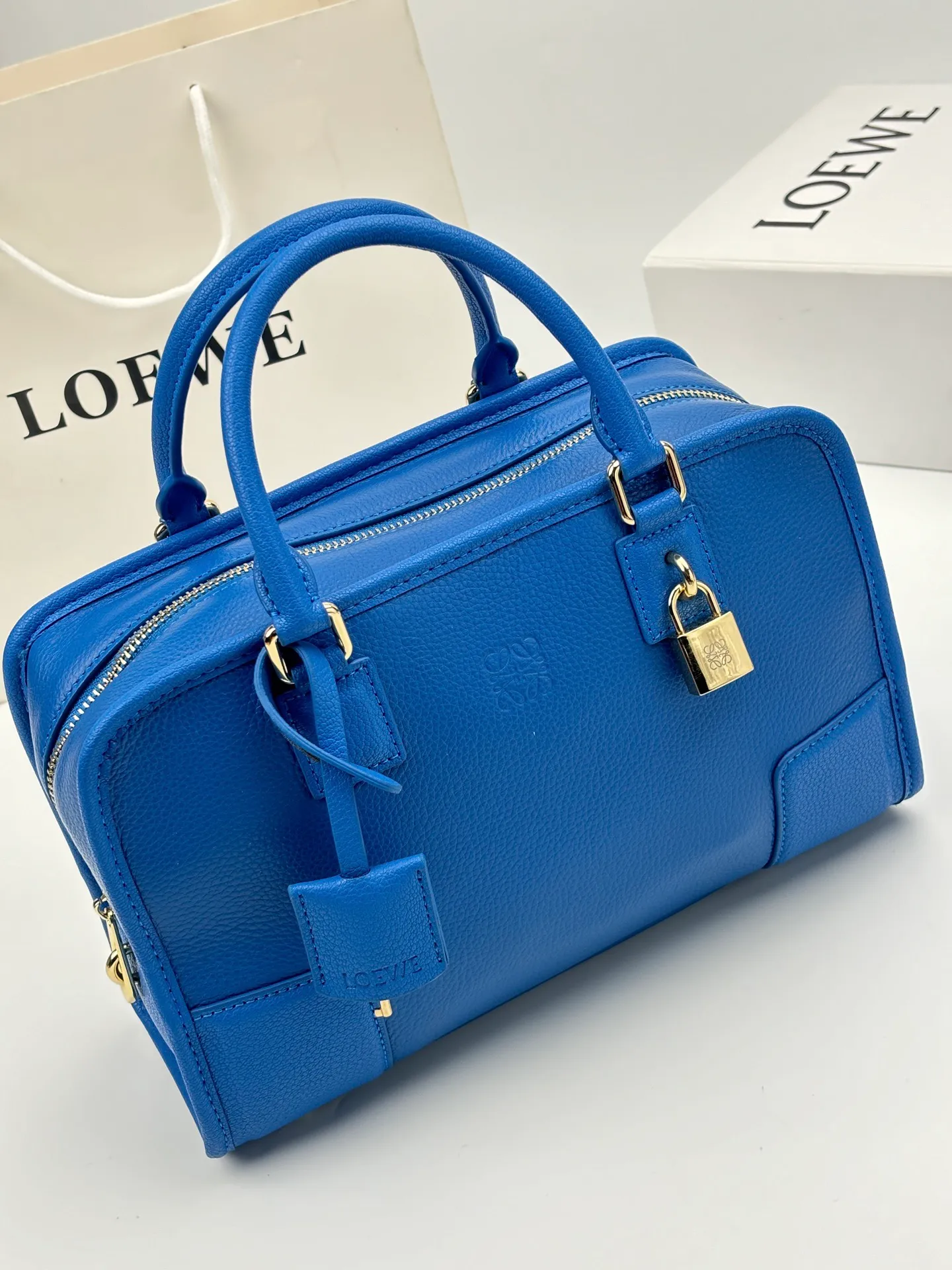 All categories Official website "Brand Women's Bags" Women's Bags 💙 Loewe 2026 new LOEWE crossbody bag