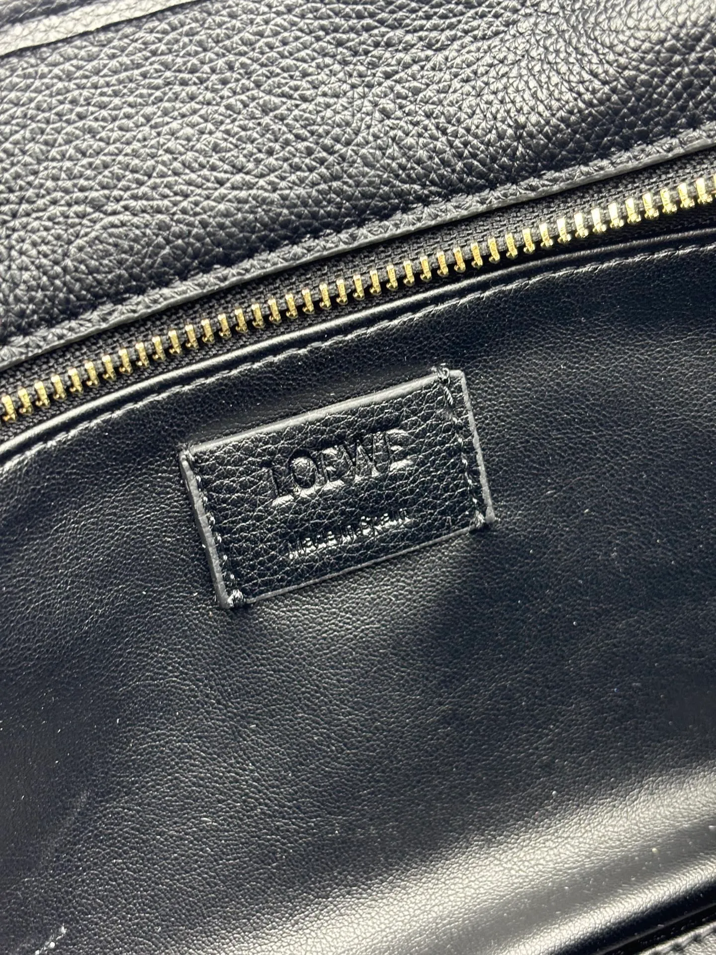 All categories Official website "Brand Women's Bags" Women's Bags 💙 Loewe 2026 new LOEWE crossbody bag