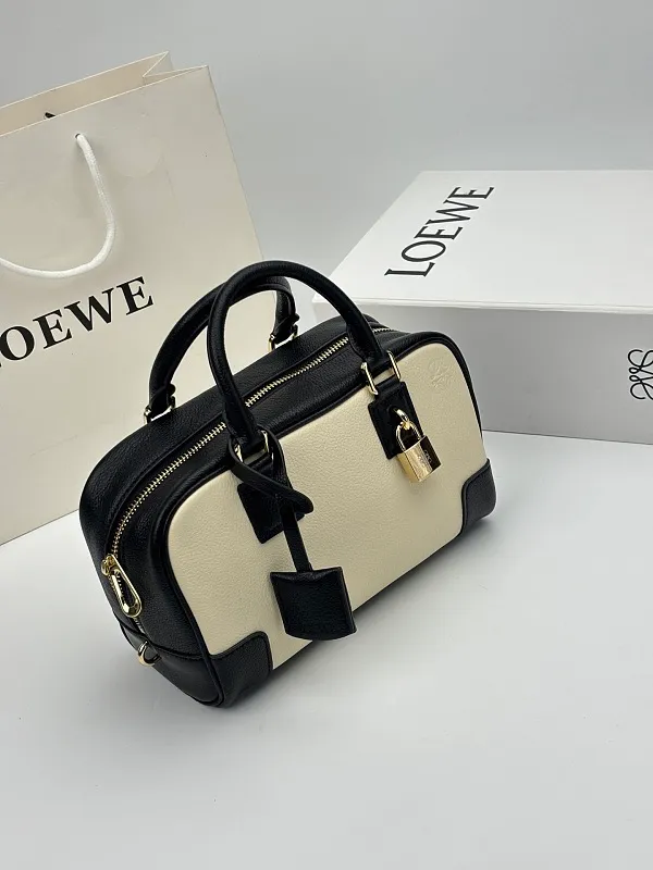 All categories Official website "Brand Women's Bags" Women's Bags 💙 Loewe 2026 new LOEWE crossbody bag