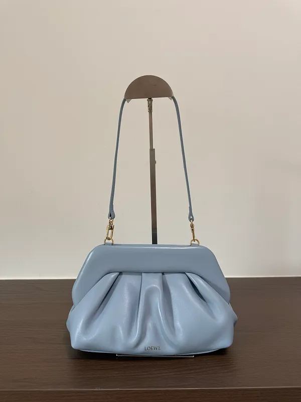 All categories Official website "Brand Women's Bags" Women's Bags 💙 Loewe 2026 new LOEWE armpit bag