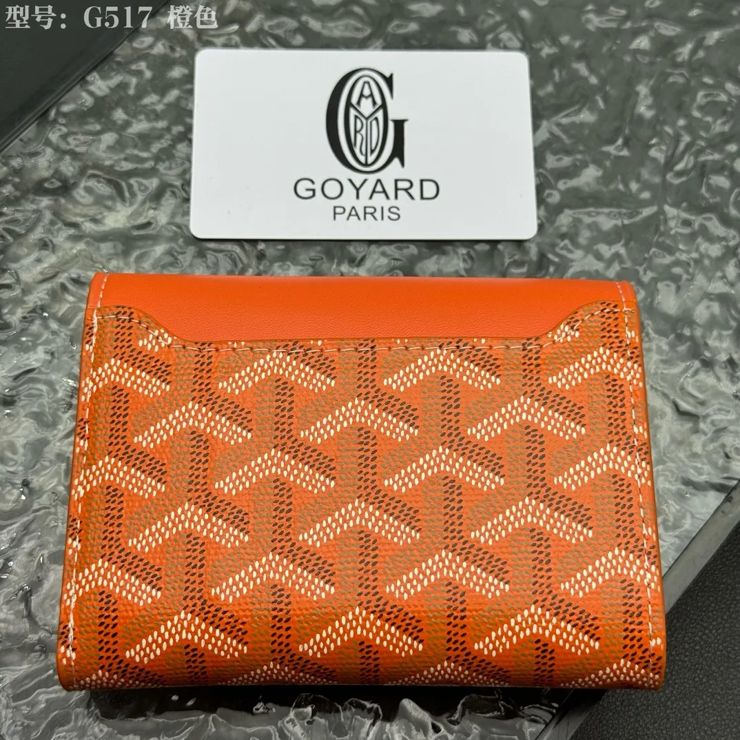 💰120 💎Top Original 𝑮𝑶𝒀𝑨𝑹𝑫 𝑽𝒊𝒄𝒕𝒐𝒊𝒓𝒆 The wallet has a small and compact design that can store cards, banknotes and documents. It's sized to fit in a bag or in a jacket or pants pocket. The Insert Victoire Card Holder can be placed inside the Victoire Wallet to store even more cards. Style number: G517 Size: 12*9*3