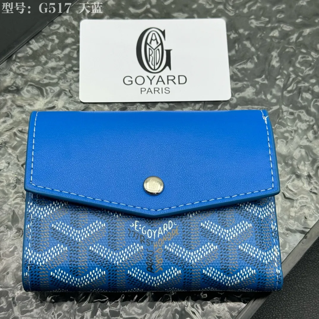 💰120 💎Top Original 𝑮𝑶𝒀𝑨𝑹𝑫 𝑽𝒊𝒄𝒕𝒐𝒊𝒓𝒆 The wallet has a small and compact design that can store cards, banknotes and documents. It's sized to fit in a bag or in a jacket or pants pocket. The Insert Victoire Card Holder can be placed inside the Victoire Wallet to store even more cards. Style number: G517 Size: 12*9*3