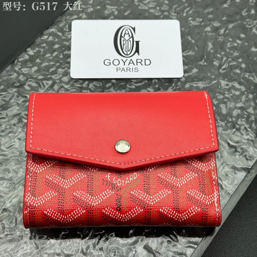 💰120 💎Top Original 𝑮𝑶𝒀𝑨𝑹𝑫 𝑽𝒊𝒄𝒕𝒐𝒊𝒓𝒆 The wallet has a small and compact design that can store cards, banknotes and documents. It's sized to fit in a bag or in a jacket or pants pocket. The Insert Victoire Card Holder can be placed inside the Victoire Wallet to store even more cards. Style number: G517 Size: 12*9*3