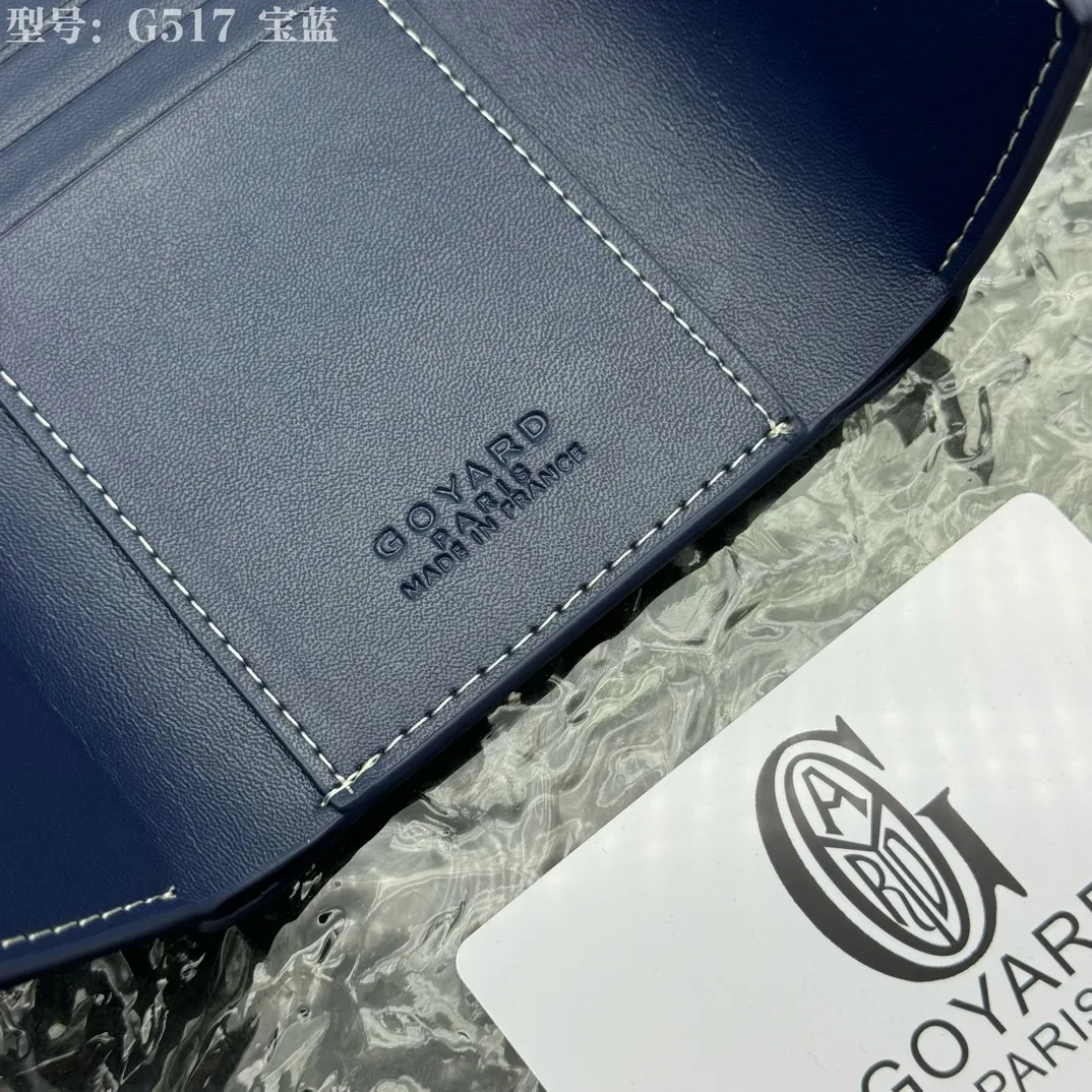 💰120 💎Top Original 𝑮𝑶𝒀𝑨𝑹𝑫 𝑽𝒊𝒄𝒕𝒐𝒊𝒓𝒆 The wallet has a small and compact design that can store cards, banknotes and documents. It's sized to fit in a bag or in a jacket or pants pocket. The Insert Victoire Card Holder can be placed inside the Victoire Wallet to store even more cards. Style number: G517 Size: 12*9*3
