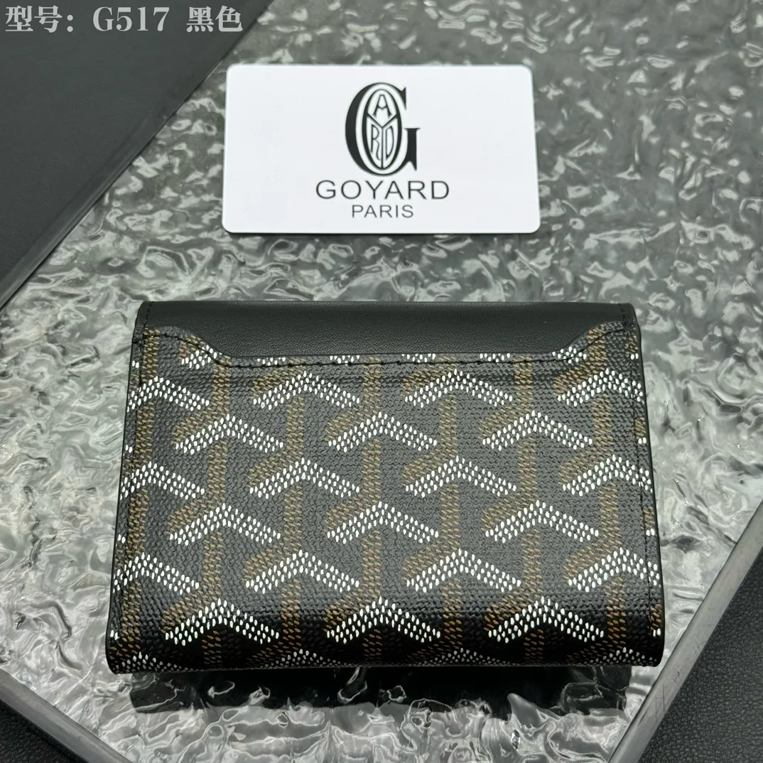 💰120 💎Top Original 𝑮𝑶𝒀𝑨𝑹𝑫 𝑽𝒊𝒄𝒕𝒐𝒊𝒓𝒆 The wallet has a small and compact design that can store cards, banknotes and documents. It's sized to fit in a bag or in a jacket or pants pocket. The Insert Victoire Card Holder can be placed inside the Victoire Wallet to store even more cards. Style number: G517 Size: 12*9*3