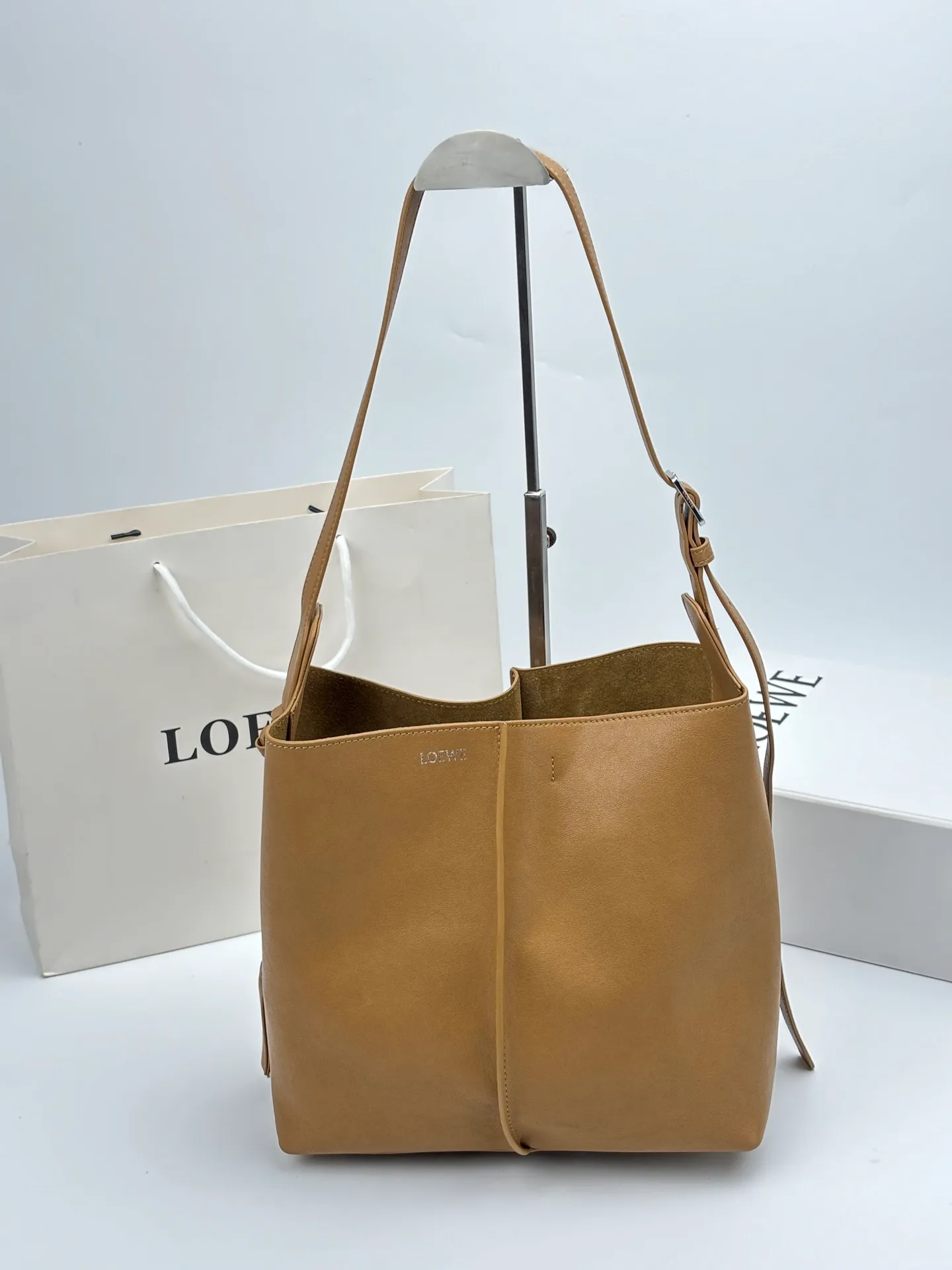 All Categories Official Website "Brand Women's Bags" Women's Bags 💙 Loewe 2026 New LOEWE Bucket Bag