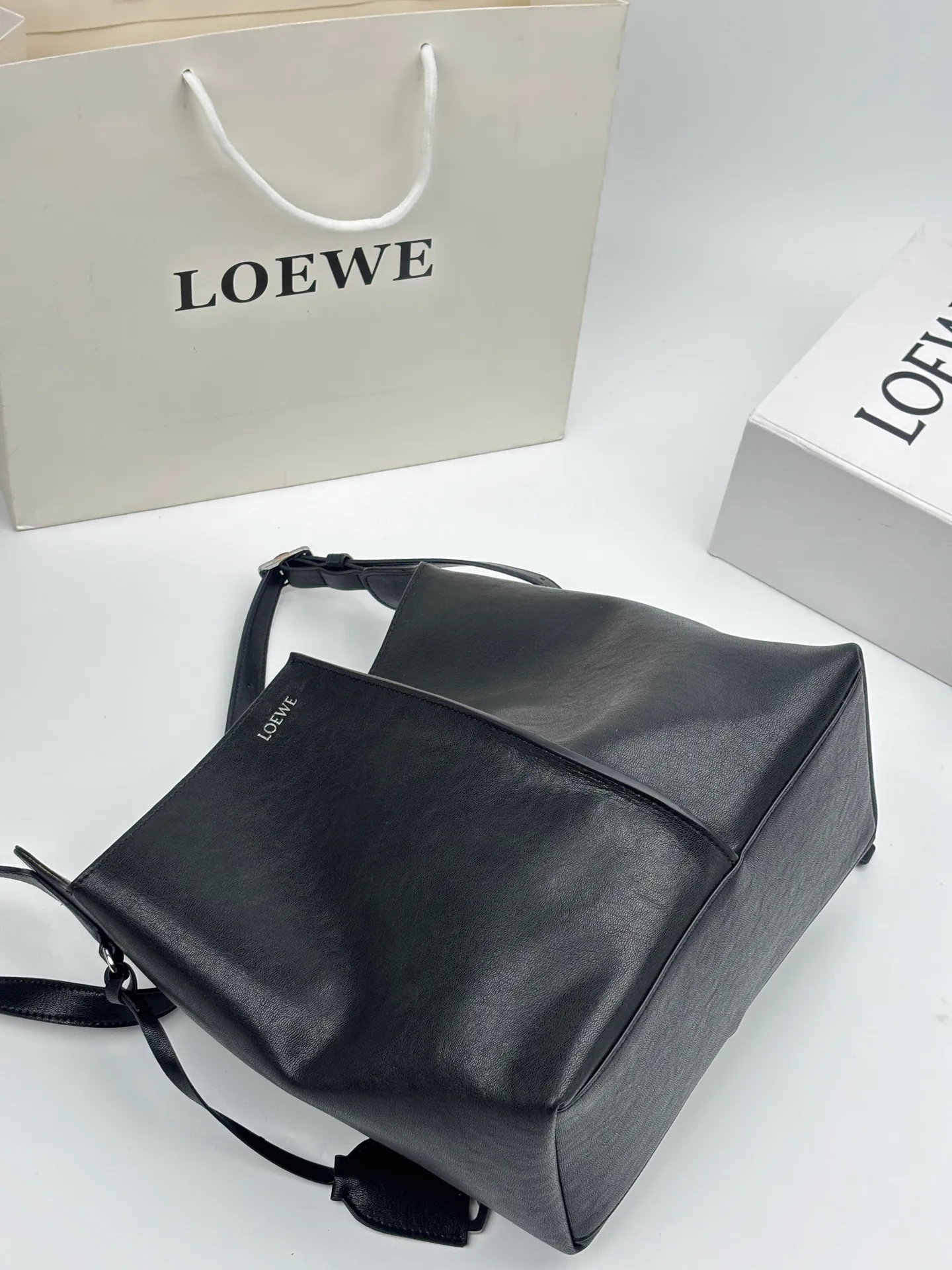 All Categories Official Website "Brand Women's Bags" Women's Bags 💙 Loewe 2026 New LOEWE Bucket Bag