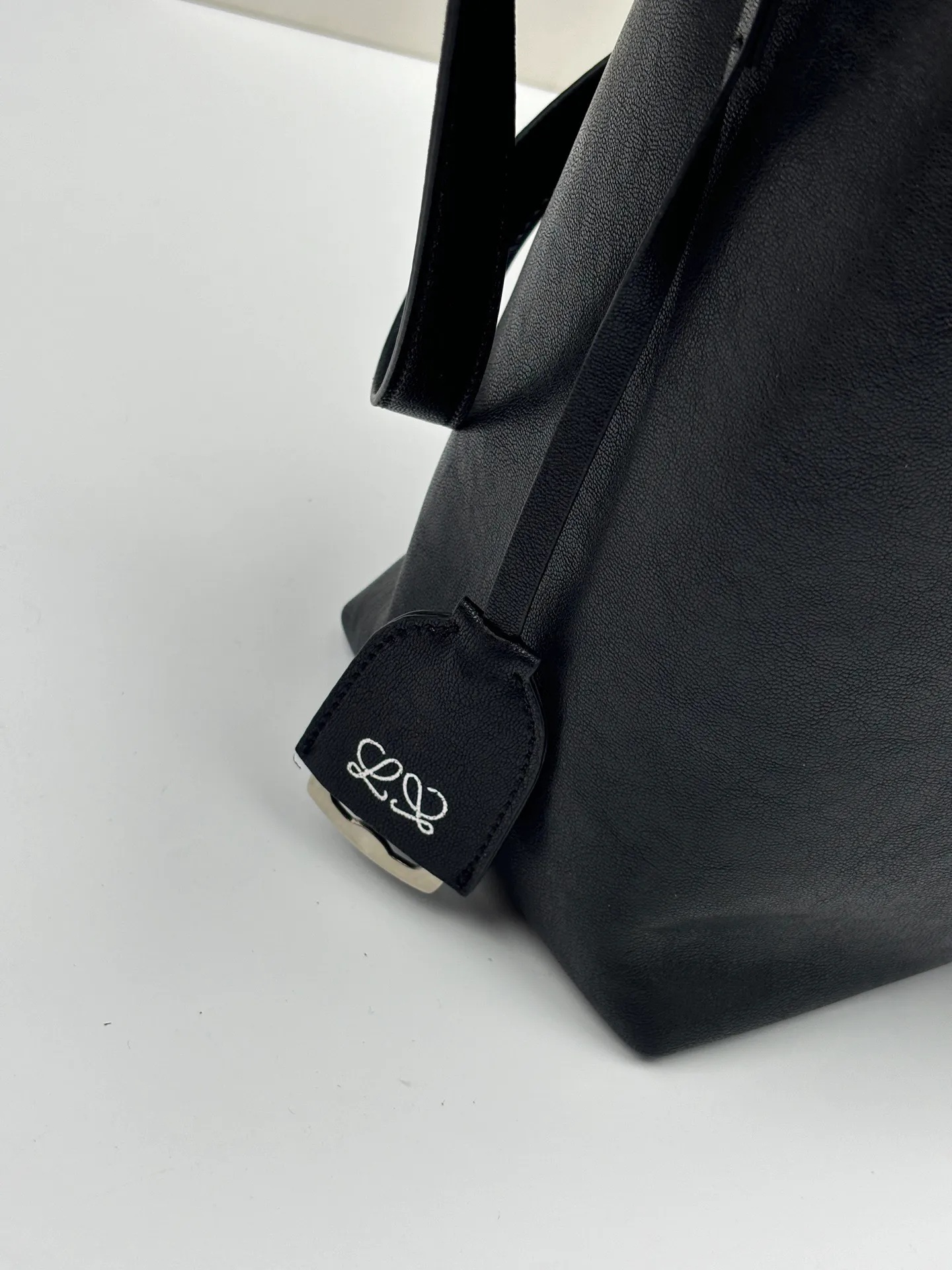 All Categories Official Website "Brand Women's Bags" Women's Bags 💙 Loewe 2026 New LOEWE Bucket Bag