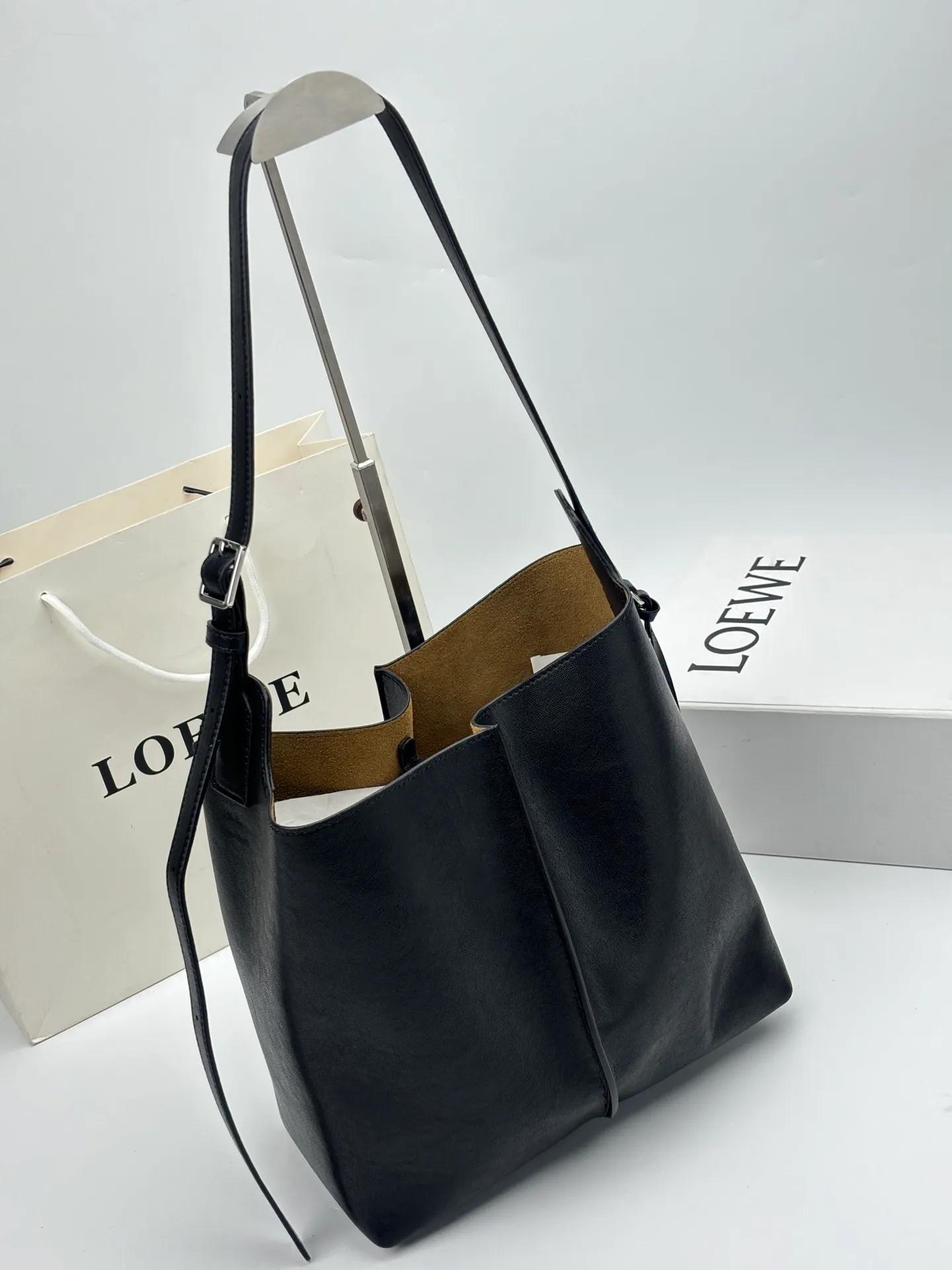 All Categories Official Website "Brand Women's Bags" Women's Bags 💙 Loewe 2026 New LOEWE Bucket Bag