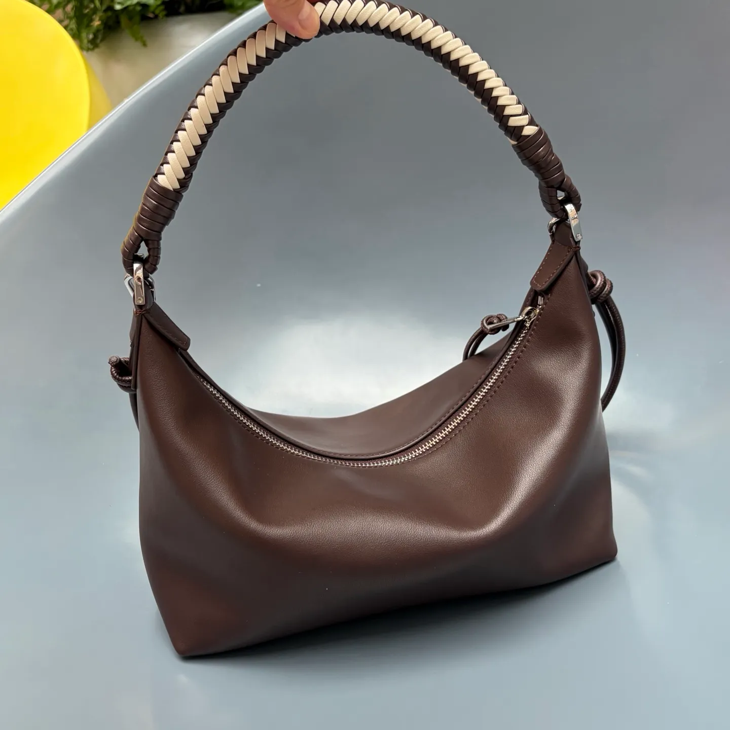 All categories Official website "Brand Women's Bags" Women's Bags 💙 Loewe 2026 new LOEWE armpit shoulder bag