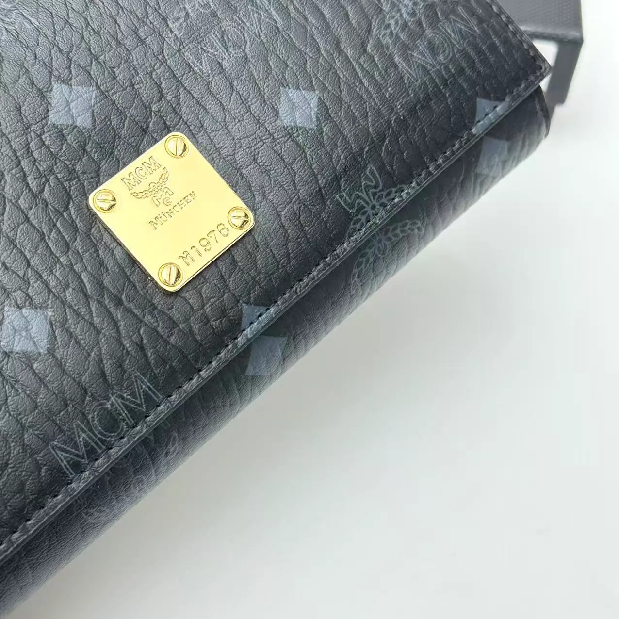All Categories MCM Women’s Bags and Wallets MCM 004