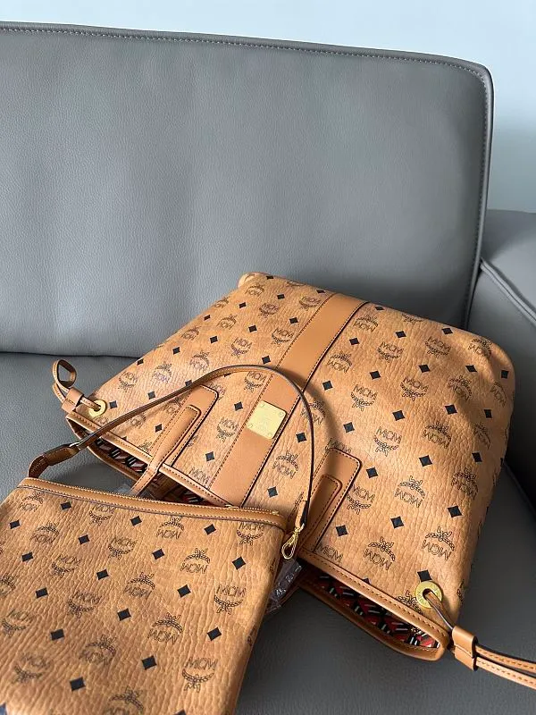 All Categories MCM Women’s Bags and Wallets MCM 65035