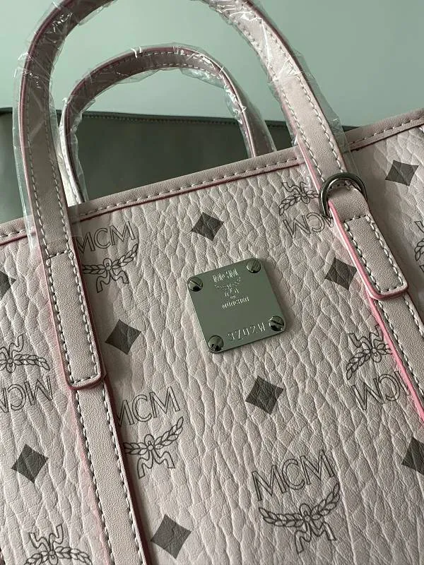 All Categories MCM Women’s Bags and Wallets MCM 65001