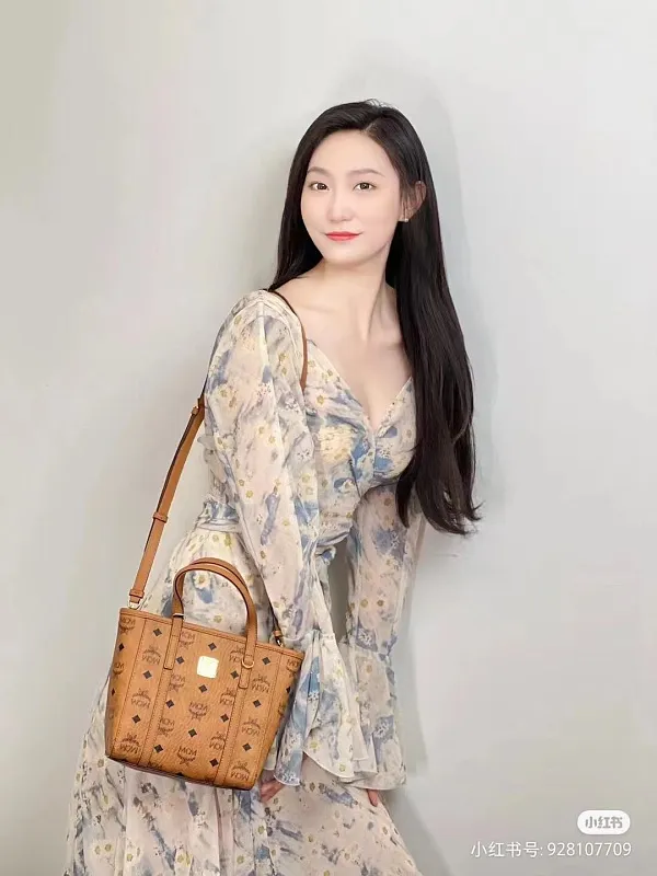 All Categories MCM Women’s Bags and Wallets MCM 65001