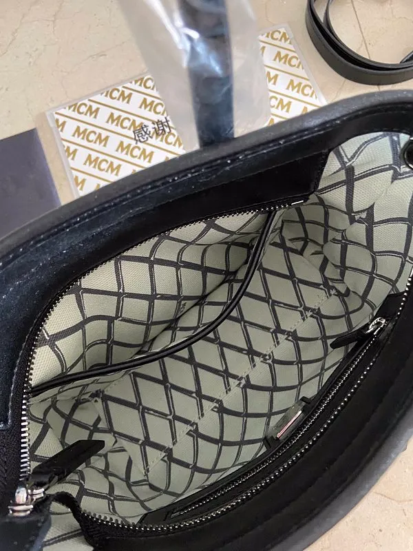 All Categories MCM Women’s Bags and Wallets MCM 65001