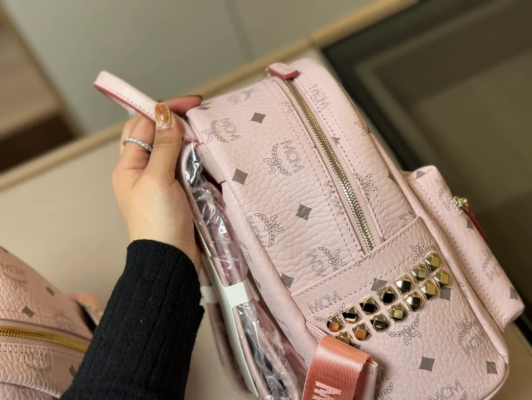 All Categories MCM Women’s Bags and Wallets MCM 2127