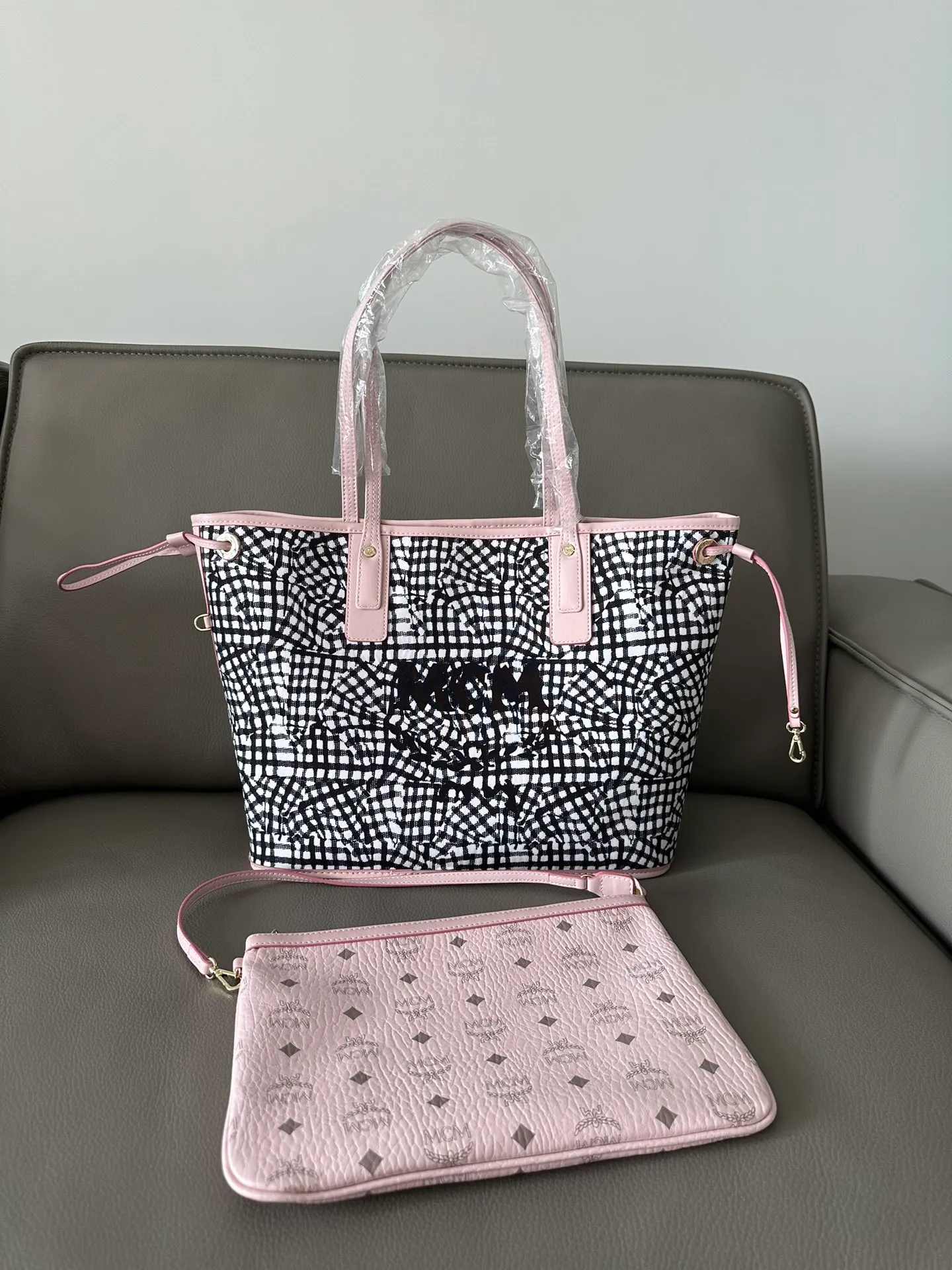 All Categories MCM Women’s Bags and Wallets MCM 65007