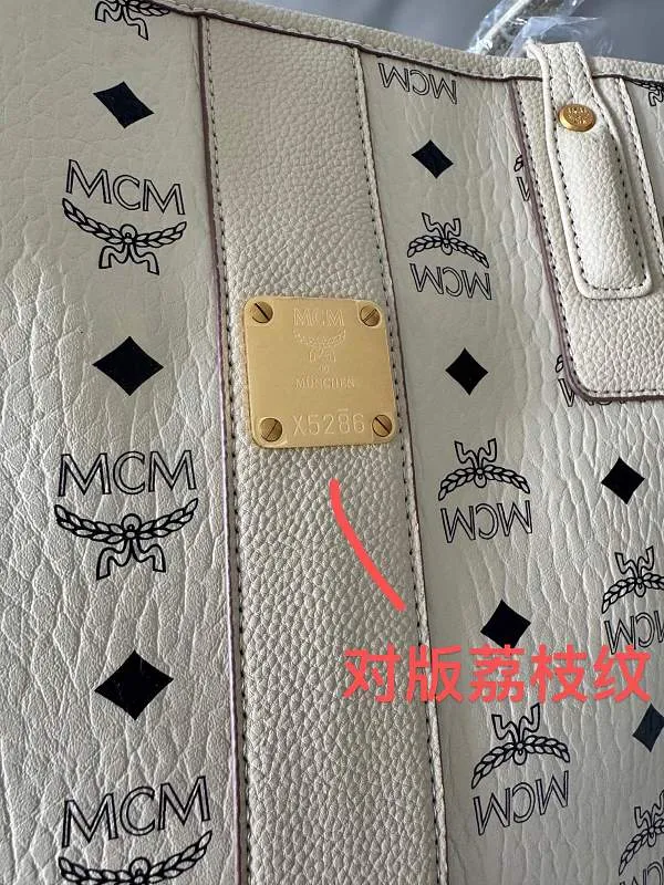 All Categories MCM Women’s Bags and Wallets MCM 65007