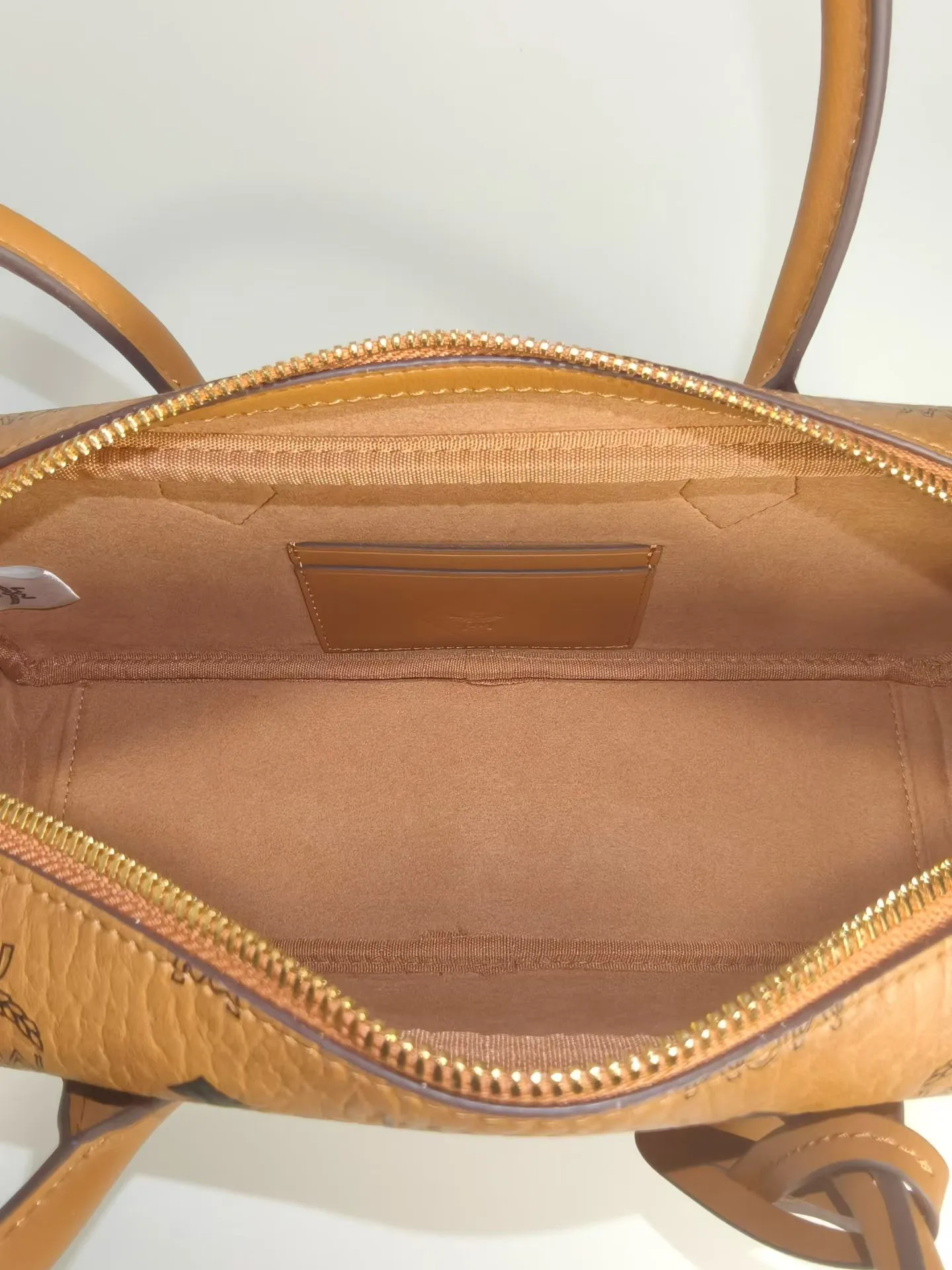All Categories MCM Women’s Bags and Wallets MCM 2712
