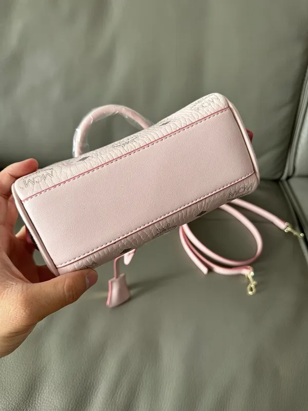 All Categories MCM Women’s Bags and Wallets MCM 65039