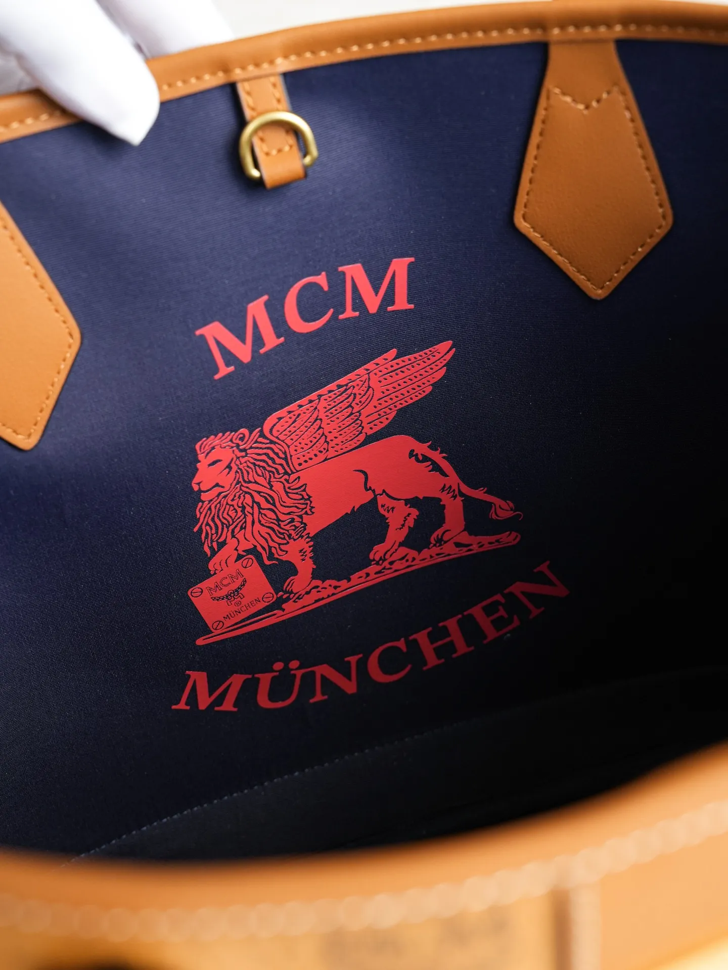 All Categories MCM Women’s Bags Wallets MCM 26