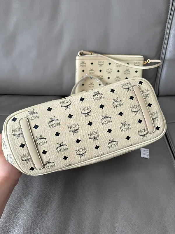 All Categories MCM Women’s Bags and Wallets MCM 65035