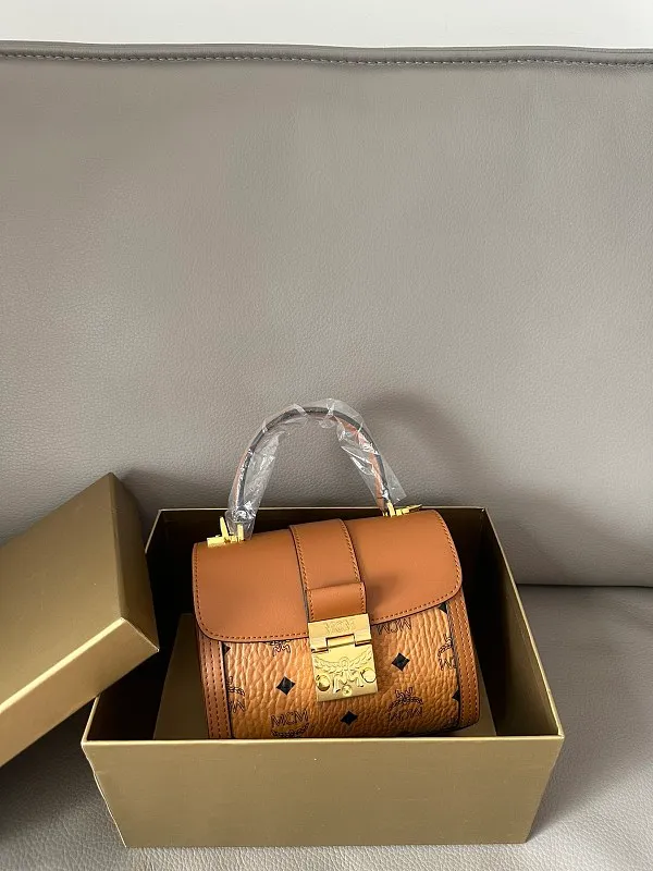 All Categories MCM Women’s Bags and Wallets MCM 65011