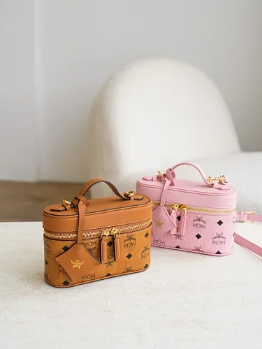 All Categories MCM Women’s Bags and Wallets MCM D18