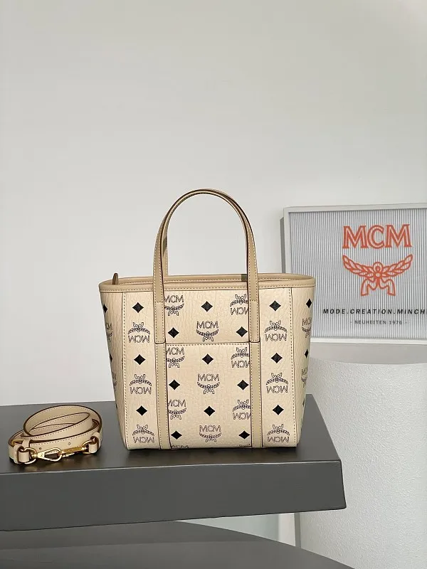All Categories MCM Women’s Bags and Wallets MCM 260