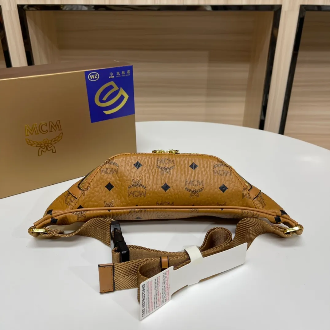 Batch 380💰MCM new waist bag/chest bag! Both men and women are welcome! The chest bag is very practical. Comes with gift box Size: 34.12