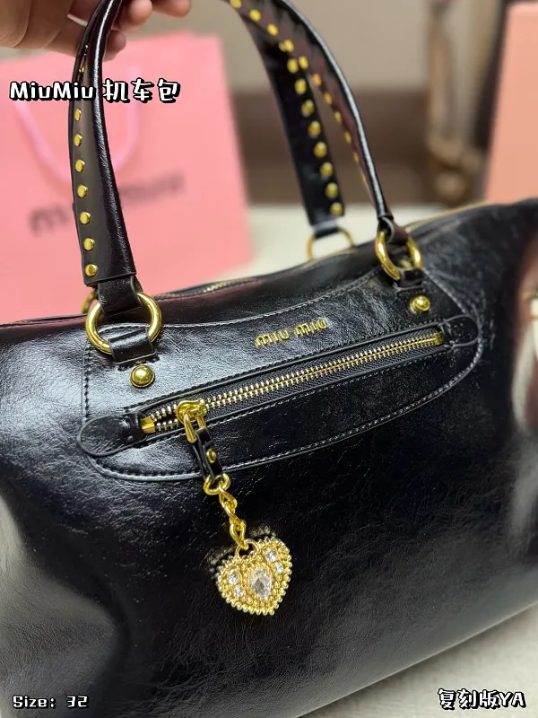 All categories Official website "Brand Women's Bags" Women's Bags 💙 miumiu 2026 new MIUMIU handbags