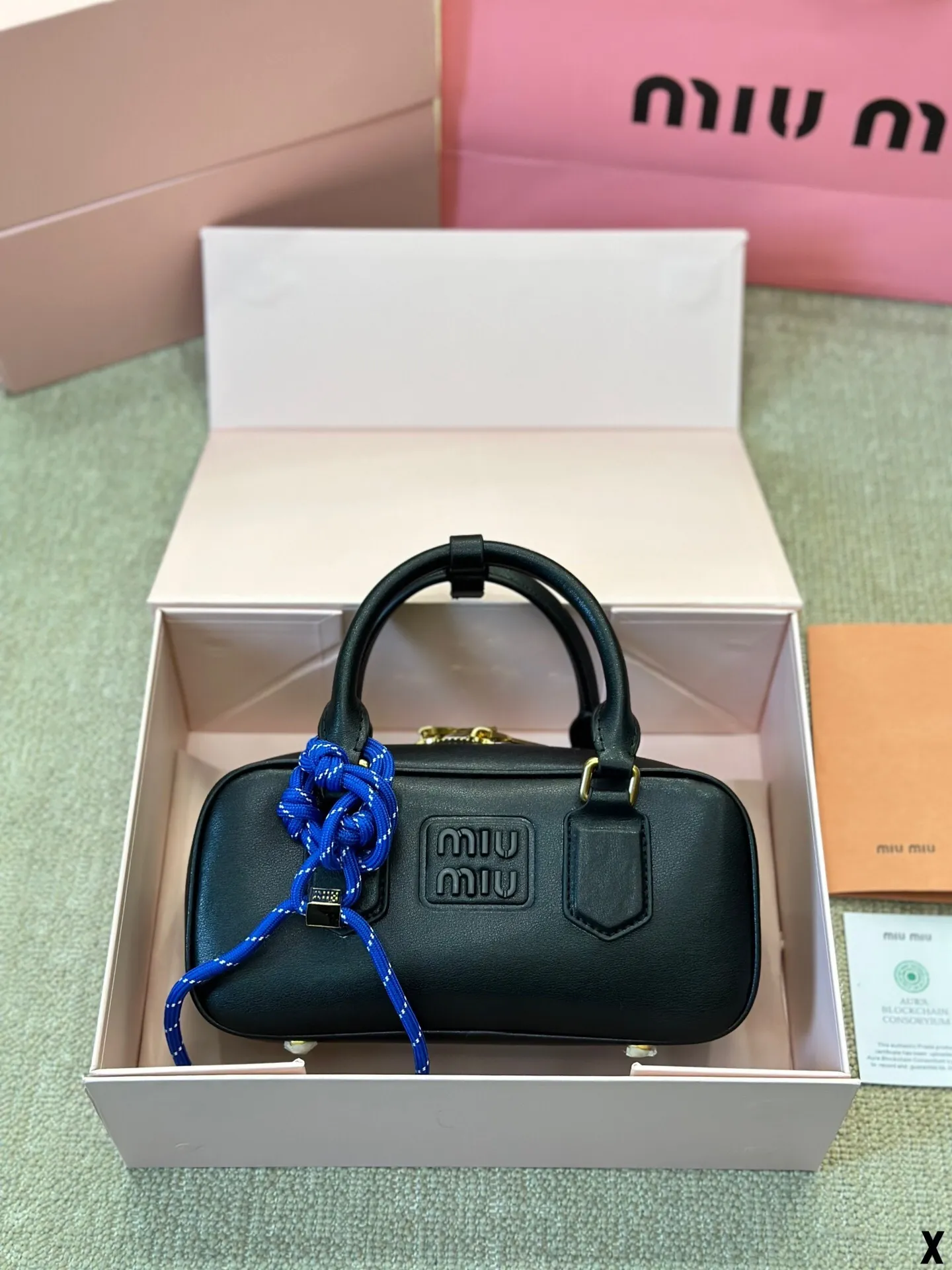 All Categories Official Website "Brand Women's Bags" Women's Bags 💙 miumiu 2024 official website new MIUMIU crossbody bag
