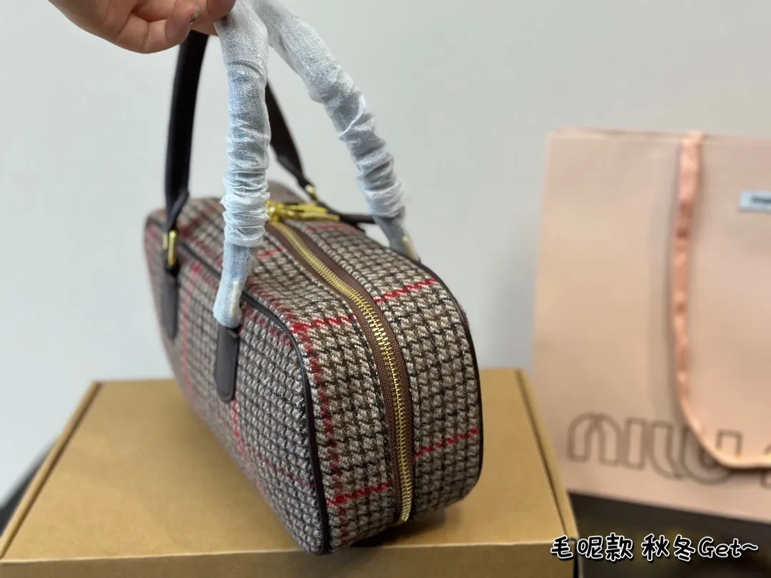 All Categories Official Website "Brand Women's Bags" Women's Bags 💙 miumiu 2024 official website new MIUMIU handbags