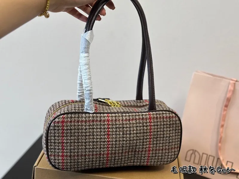 All Categories Official Website "Brand Women's Bags" Women's Bags 💙 miumiu 2024 official website new MIUMIU handbags