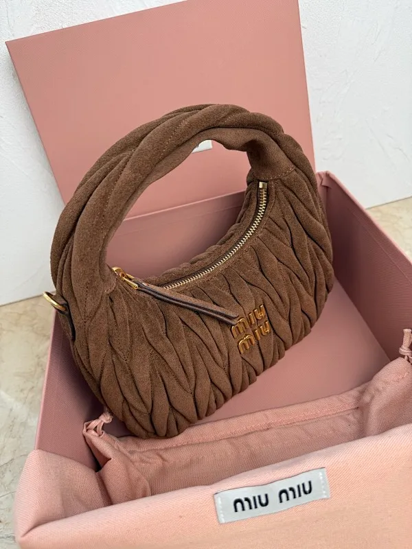 All Categories Official Website "Brand Women's Bags" Women's Bags 💙 miumiu 2026 Official Website MIUMIU Crossbody Bag