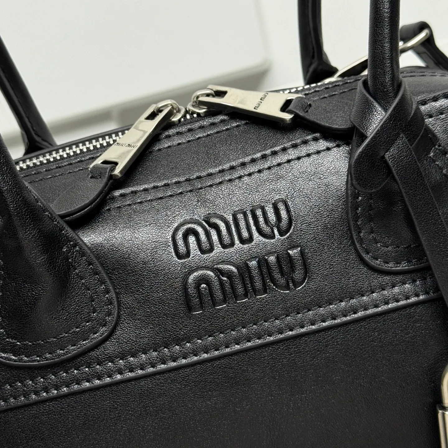 All Categories Official Website "Brand Women's Bags" Women's Bags 💙 miumiu 2026 Official Website miumiuVivant Bowling Bag