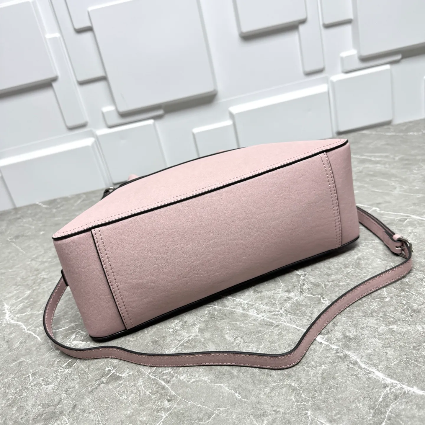 All Categories Official Website "Brand Women's Bags" Women's Bags 💙 miumiu 2026 Official Website miumiuVivant Bowling Bag