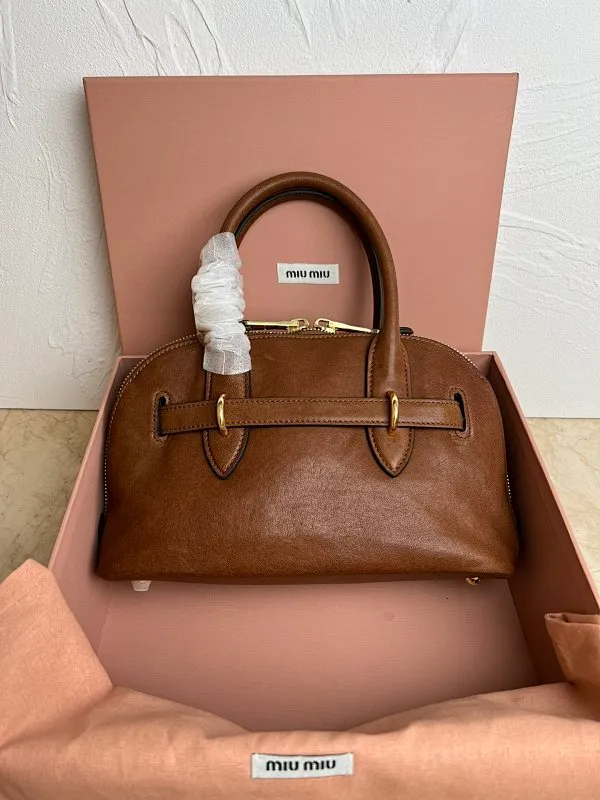 All Categories Official Website "Brand Women's Bags" Women's Bags 💙 miumiu 2026 Official Website MIUMIU Crossbody Bag