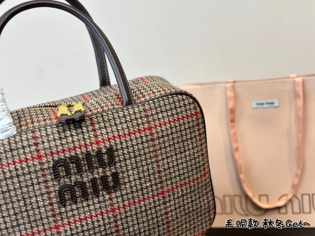 All Categories Official Website "Brand Women's Bags" Women's Bags 💙 miumiu 2024 official website new MIUMIU handbags
