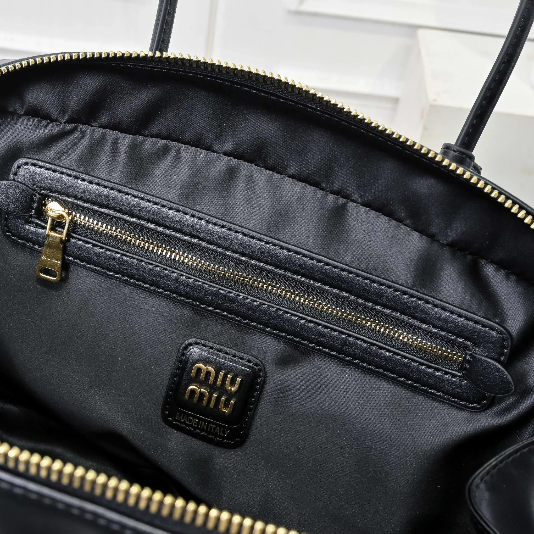 All categories Official website "Brand Women's Bags" Women's Bags 💙 miumiu 2025 new MiuMiu handbags