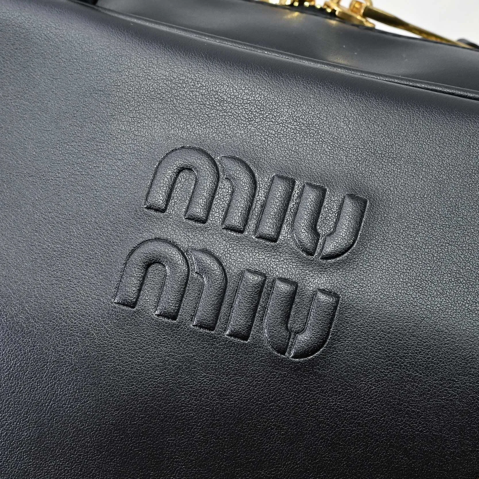All categories Official website "Brand Women's Bags" Women's Bags 💙 miumiu 2025 new MiuMiu handbags