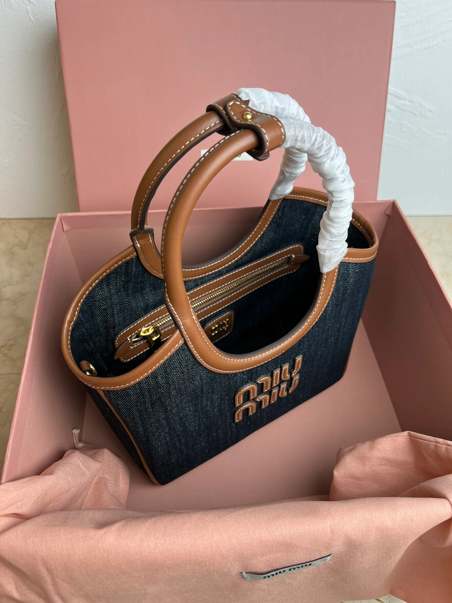 All Categories Official Website "Brand Women's Bags" Women's Bags 💙 miumiu 2026 Official Website MIUMIU Crossbody Bag