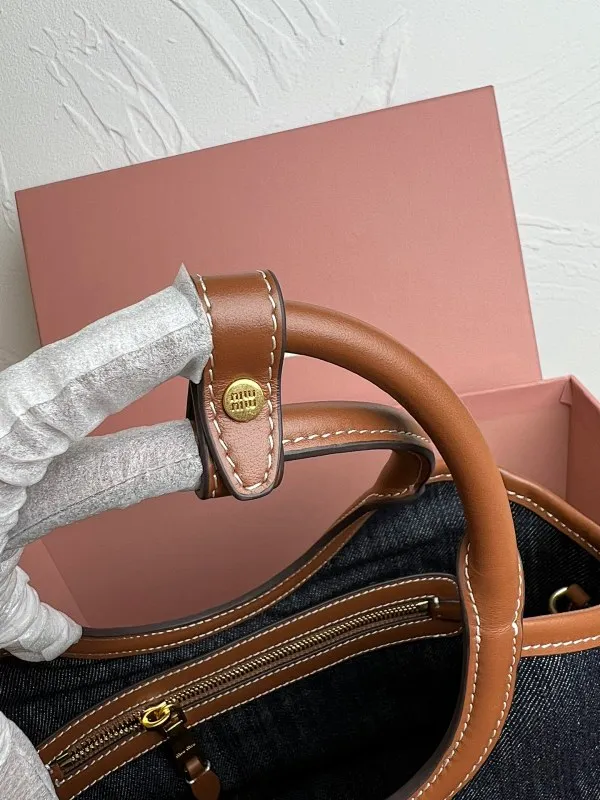 All Categories Official Website "Brand Women's Bags" Women's Bags 💙 miumiu 2026 Official Website MIUMIU Crossbody Bag