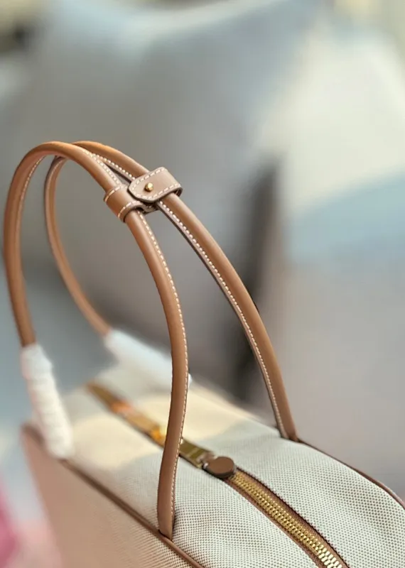 All categories Official website "Brand Women's Bags" Women's Bags 💙 miumiu 2024 new MIUMIU handbags